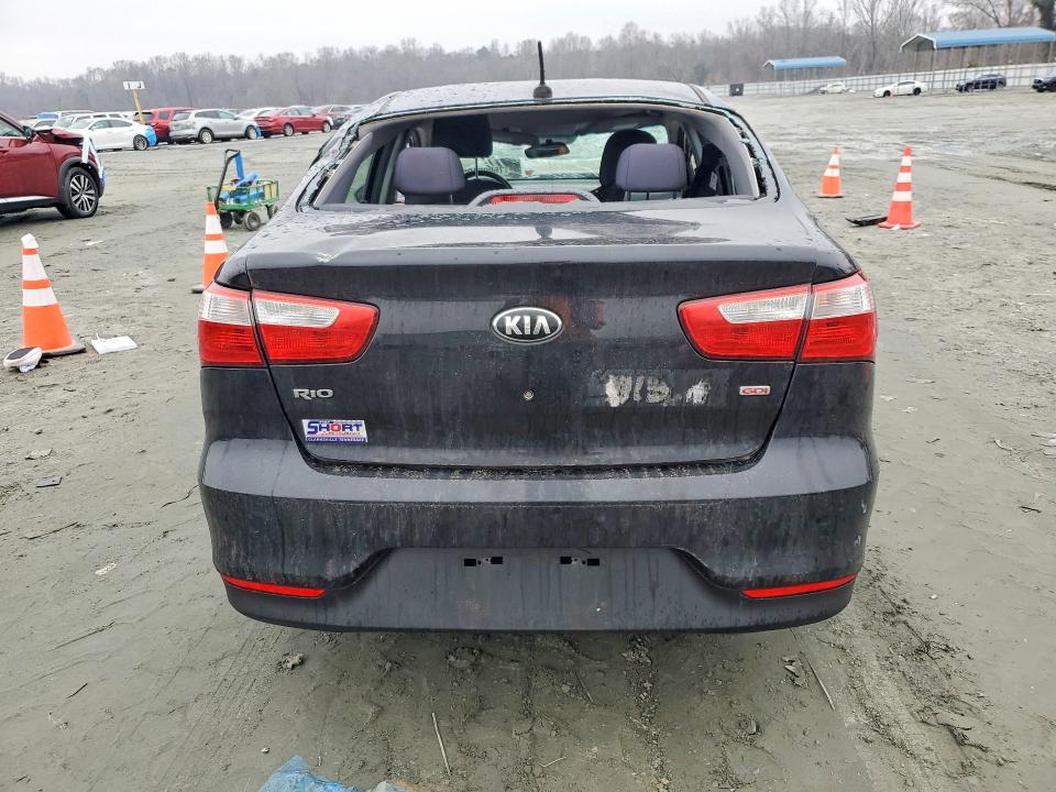 76002195 :رقم المزاد ، KNADM4A39H6011235 vin ، 2017 Kia Rio مزاد بيع