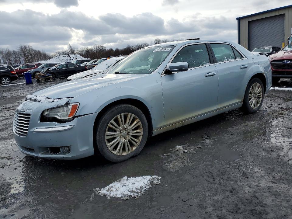 Продажа на аукционе авто 2013 Chrysler 300, vin: 2C3CCARG8DH592098, номер лота: 77162895