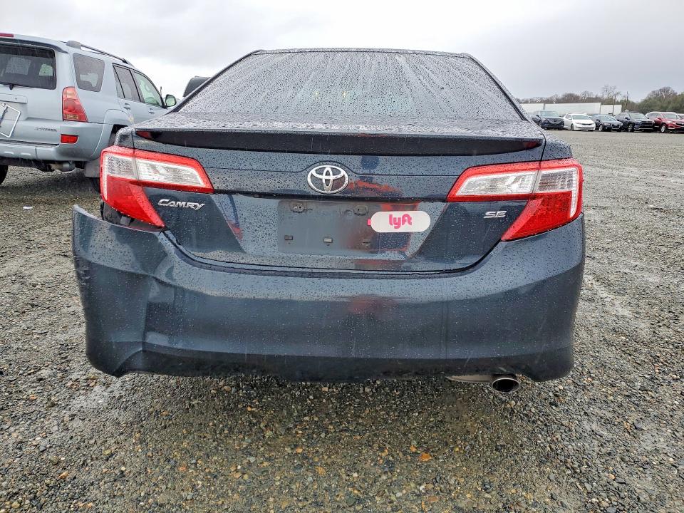 2014 Toyota Camry მანქანა იყიდება აუქციონზე, vin: 4T1BF1FK1EU445817, აუქციონის ნომერი: 77707965