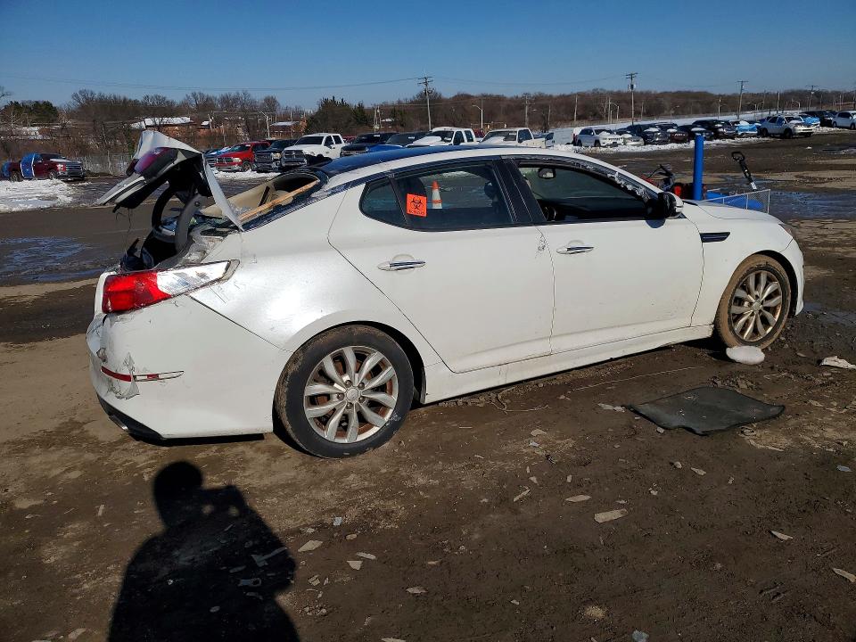 2015 Kia Optima მანქანა იყიდება აუქციონზე, vin: 5XXGN4A70FG426359, აუქციონის ნომერი: 74327475