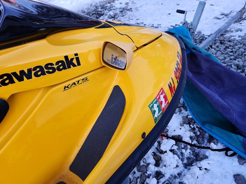 2001 Kawa Jet Ski მანქანა იყიდება აუქციონზე, vin: KAW31733B101, აუქციონის ნომერი: 75557275