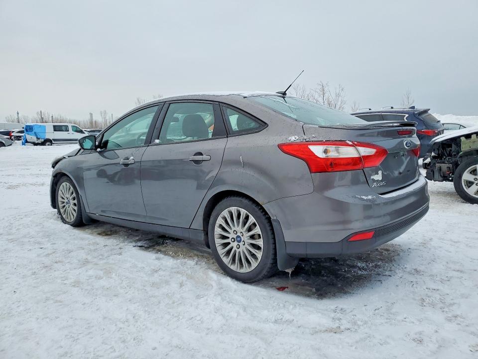 76717825 :رقم المزاد ، 1FADP3F24DL310539 vin ، 2013 Ford Focus مزاد بيع