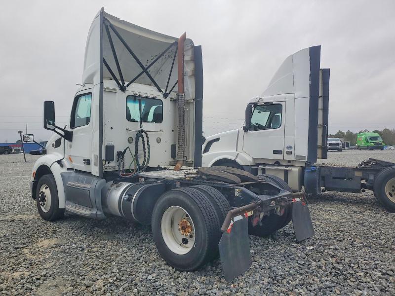 Продажа на аукционе авто 2017 Peterbilt 579, vin: 1XPBA48X6HD428477, номер лота: 77499285
