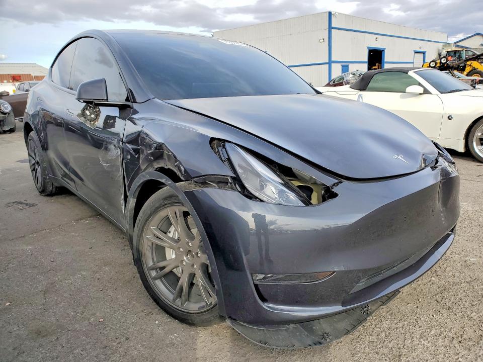 77233935 :رقم المزاد ، 7SAYGDEE4RF198416 vin ، 2024 Tesla Model Y مزاد بيع