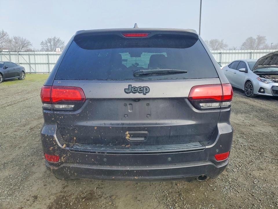 77409085 :رقم المزاد ، 1C4RJFAG4JC400629 vin ، 2018 Jeep Grand Cherokee مزاد بيع
