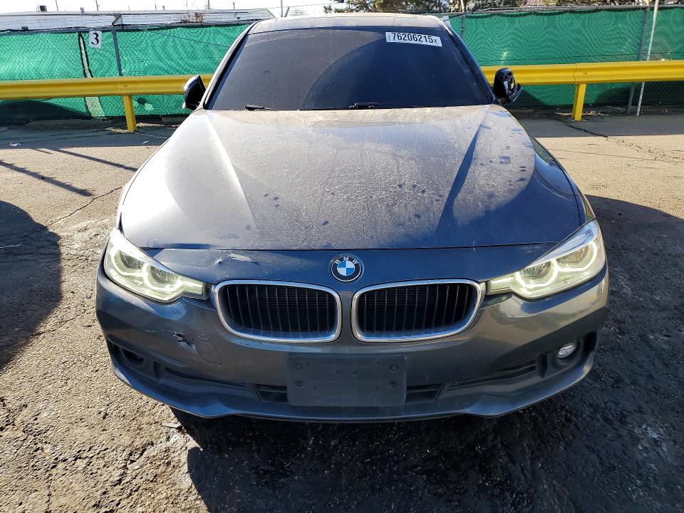 Продаж на аукціоні авто 2018 Bmw 320, vin: WBA8E5G56JNU45900, номер лоту: 76206215
