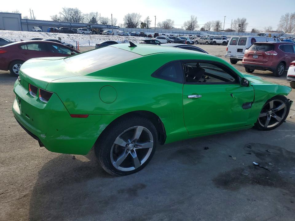 2013 Chevrolet Camaro მანქანა იყიდება აუქციონზე, vin: 2G1FA1E35D9125791, აუქციონის ნომერი: 75838235