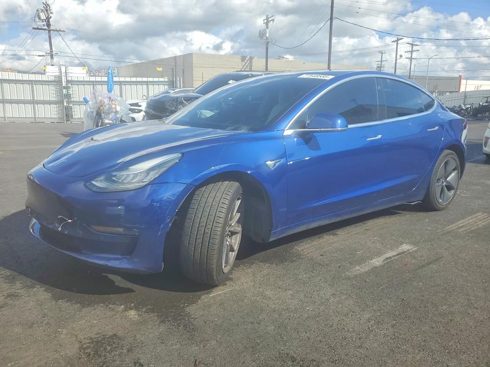 77548585 :رقم المزاد ، 5YJ3E1EB5LF668526 vin ، 2020 Tesla Model 3 مزاد بيع