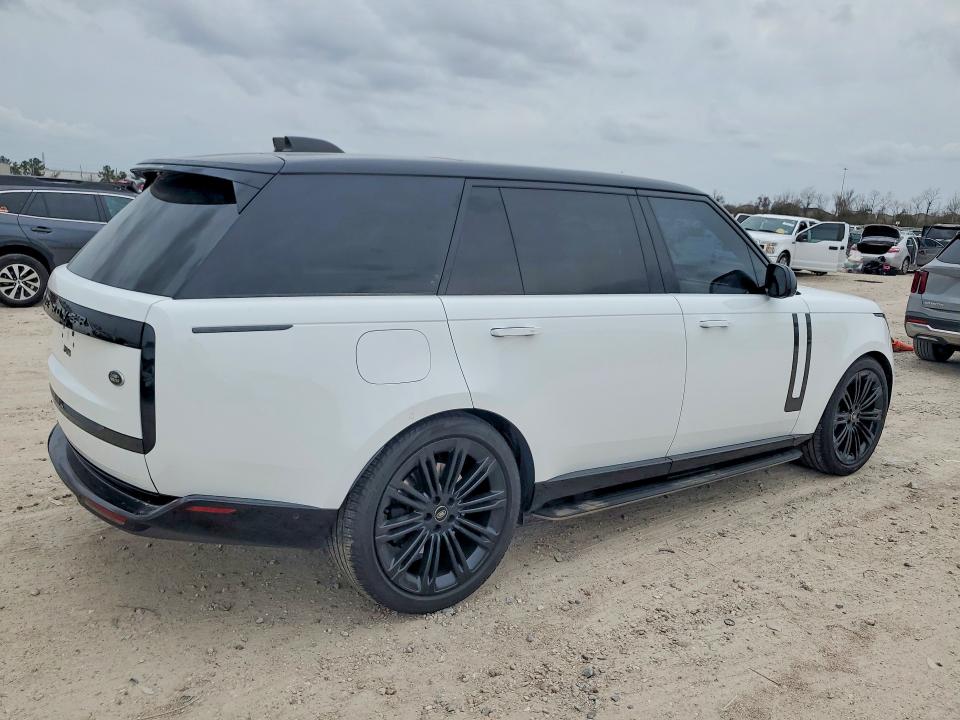 77135645 :رقم المزاد ، SALKPBE7XPA025006 vin ، 2023 Land Rover Range Rove مزاد بيع