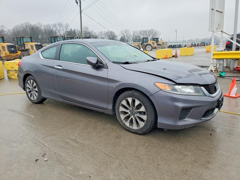 Auction sale of the 2014 Honda Accord, vin: 1HGCT1B35EA003982, lot number: 76216015