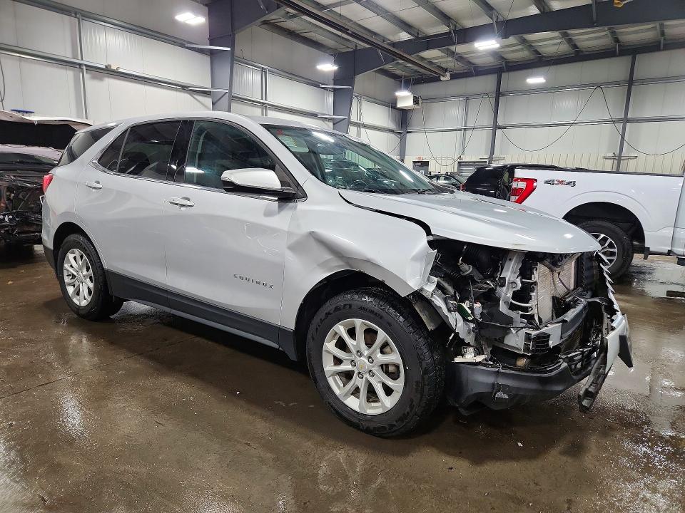Продажа на аукционе авто 2019 Chevrolet Equinox, vin: 2GNAXUEVXK6119073, номер лота: 76748375
