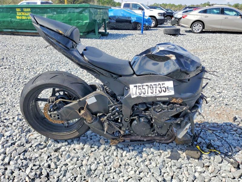 75579735 :رقم المزاد ، JKAZX4R15AA019395 vin ، 2010 Kawasaki Zx600 مزاد بيع