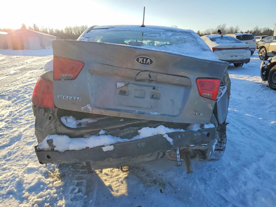 2012 Kia Forte მანქანა იყიდება აუქციონზე, vin: KNAFU4A22C5634257, აუქციონის ნომერი: 75981755