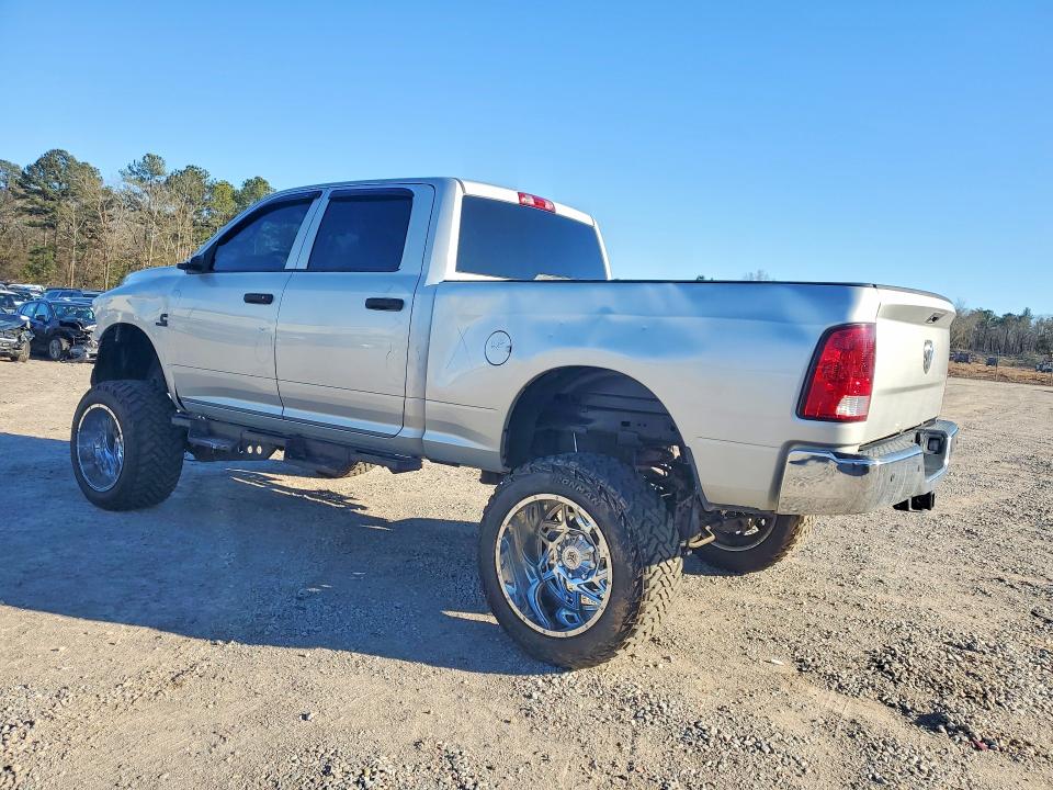 77505395 :رقم المزاد ، 3C6UR5CL4HG679974 vin ، 2017 Ram 2500 مزاد بيع