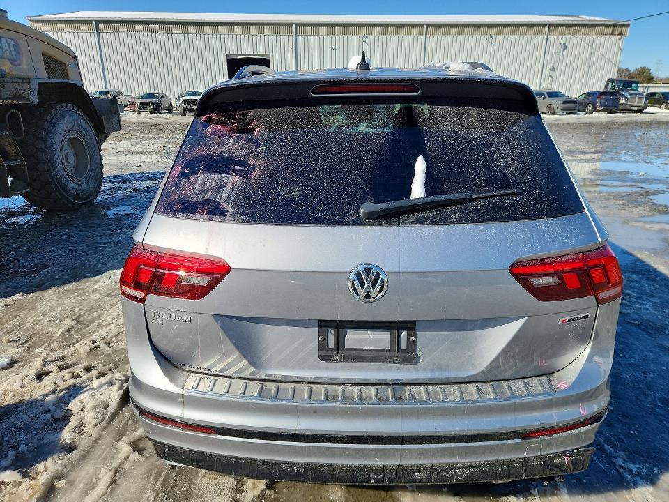 75753795 :رقم المزاد ، 3VV2B7AX0MM088625 vin ، 2021 Volkswagen Tiguan مزاد بيع