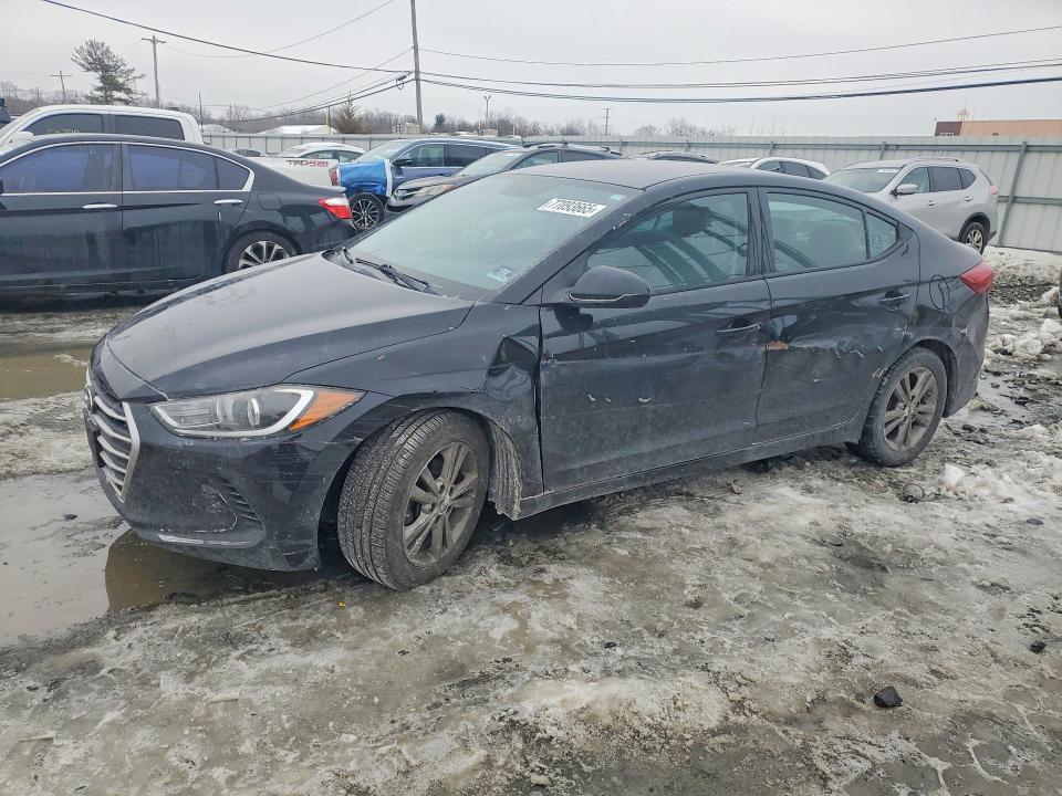 2017 Hyundai Elantra მანქანა იყიდება აუქციონზე, vin: 5NPD84LF8HH130592, აუქციონის ნომერი: 77093665