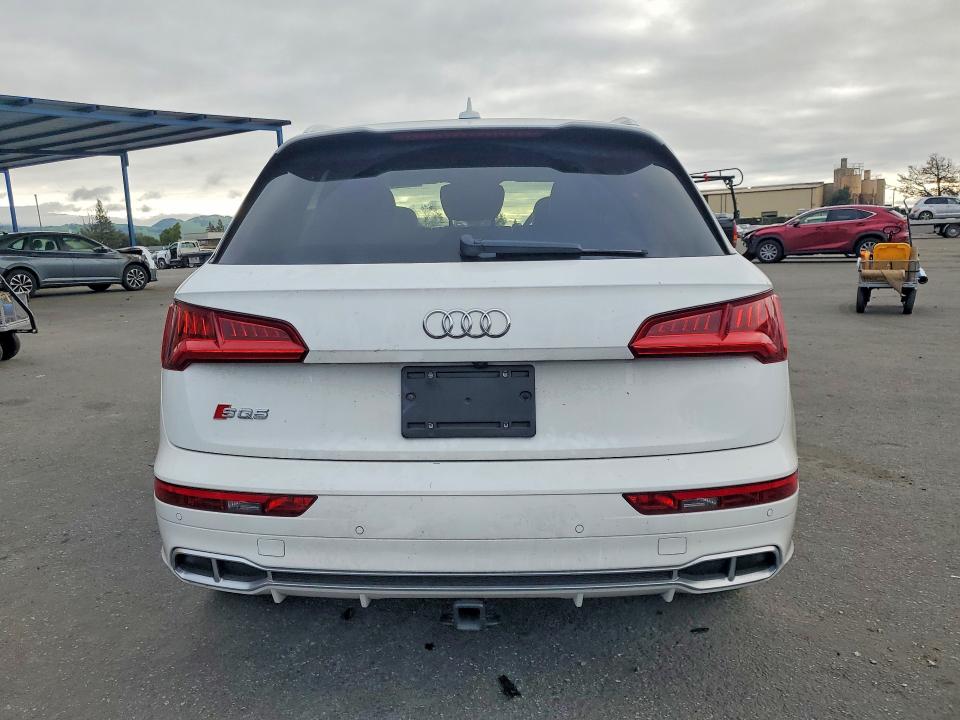 Продажа на аукционе авто 2018 Audi Sq5, vin: WA1A4AFY9J2025202, номер лота: 78550885