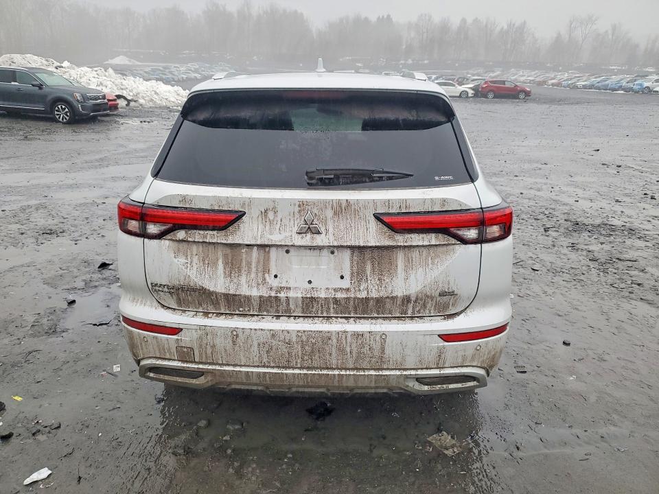 Продаж на аукціоні авто 2022 Mitsubishi Outlander, vin: JA4J4VA88NZ028703, номер лоту: 76799615