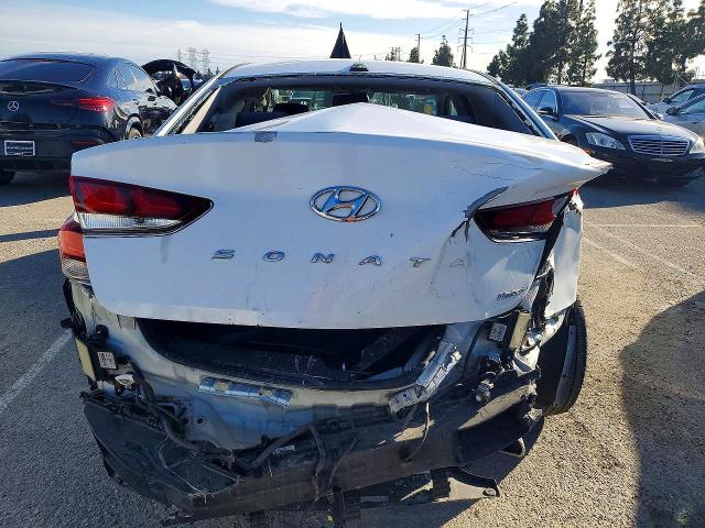 Auction sale of the 2018 Hyundai Sonata, vin: 5NPE34AF6JH652424, lot number: 77234735
