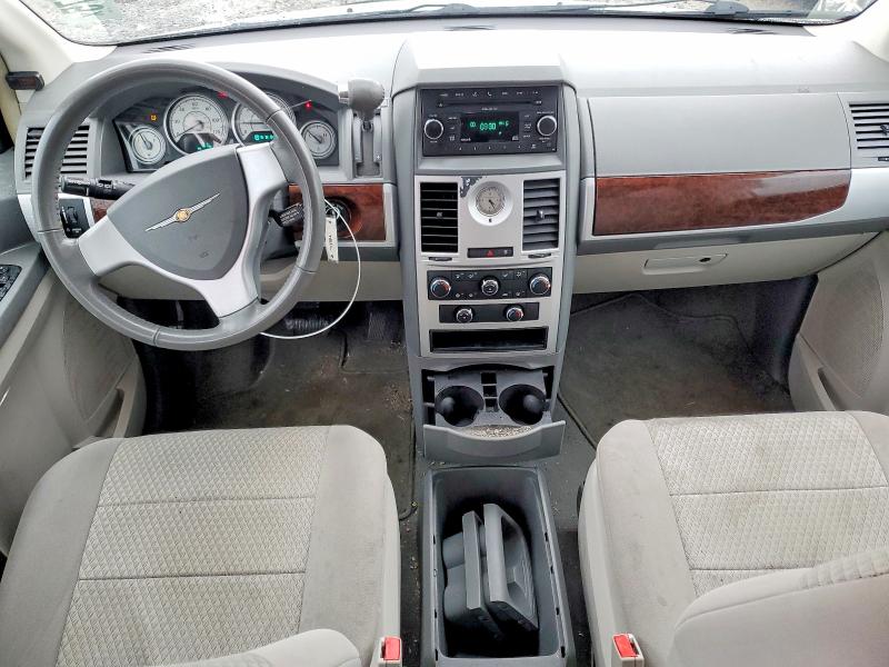 2010 Chrysler Town & Country მანქანა იყიდება აუქციონზე, vin: 2A4RR5D12AR151971, აუქციონის ნომერი: 79109175