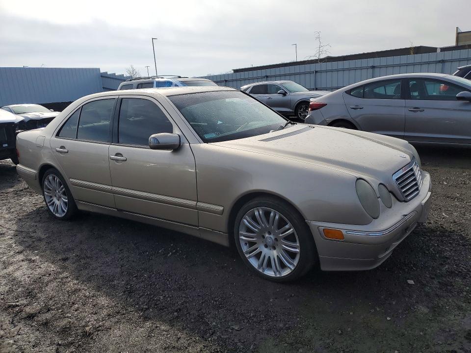 2001 Mercedes-benz E მანქანა იყიდება აუქციონზე, vin: WDBJF70JX1B187675, აუქციონის ნომერი: 78865585