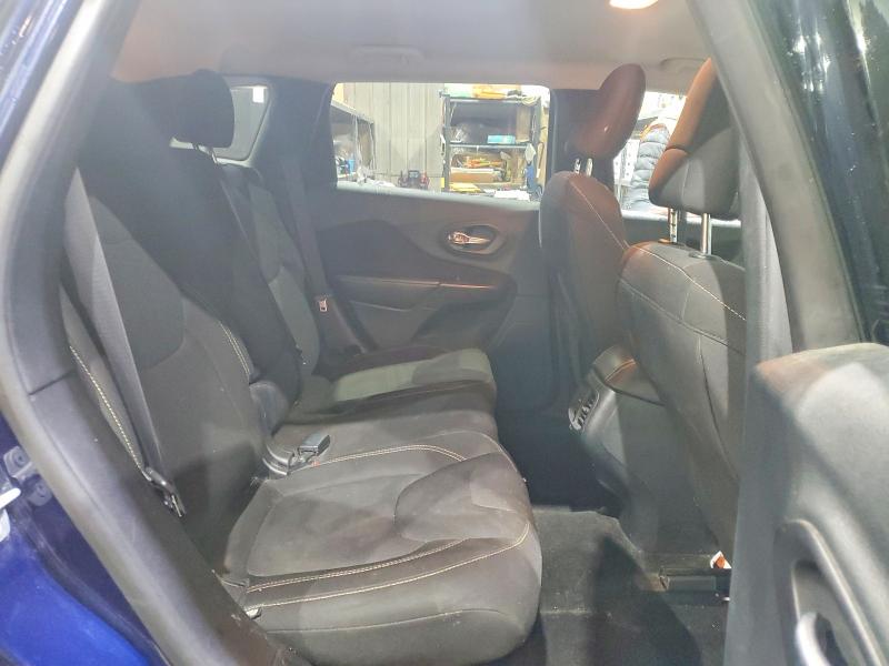 74022145 :رقم المزاد ، 1C4PJMCS6GW131926 vin ، 2016 Jeep Cherokee مزاد بيع