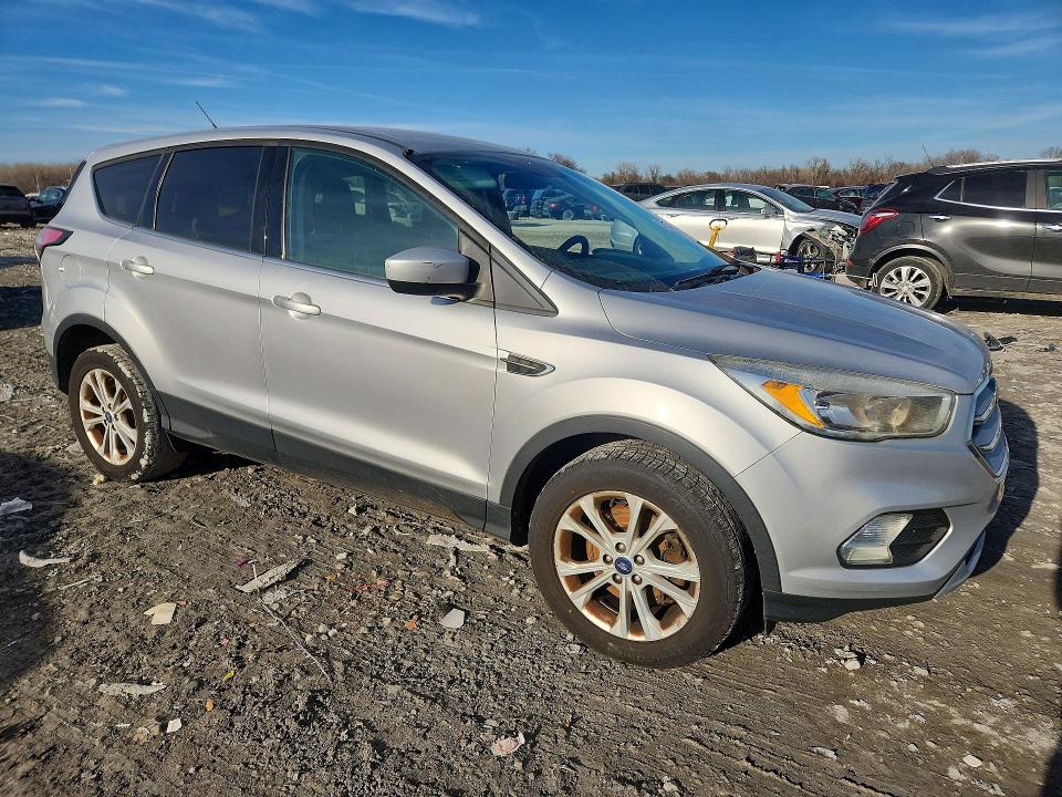 Aukcja sprzedaży 2017 Ford Escape, vin: 1FMCU9GD5HUE49284, numer aukcji: 77123155