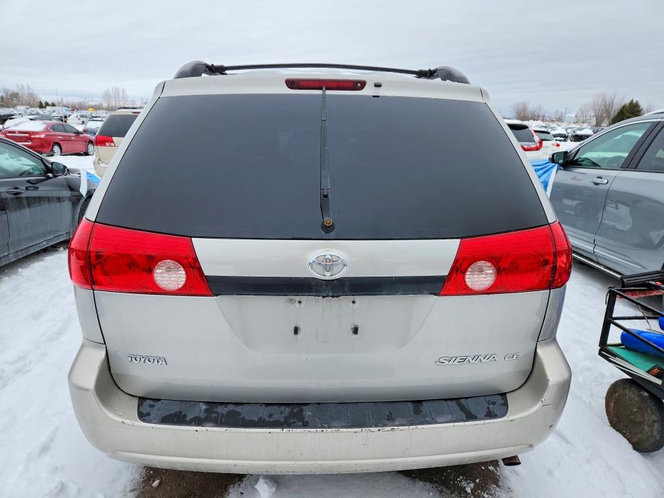 Продажа на аукционе авто 2010 Toyota Sienna, vin: 5TDZK4CC2AS333846, номер лота: 77496505
