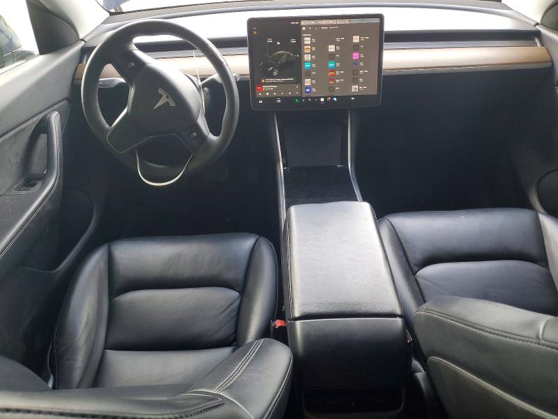 78296885 :رقم المزاد ، 5YJYGDEE3MF118688 vin ، 2021 Tesla Model Y مزاد بيع