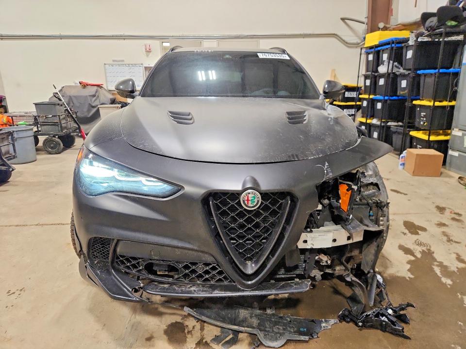 2024 Alfa Romeo Stelvio მანქანა იყიდება აუქციონზე, vin: ZASPAKEV0R7D92064, აუქციონის ნომერი: 76753535