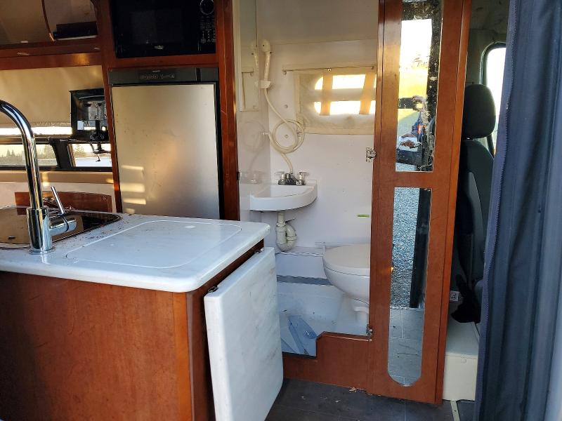77598915 :رقم المزاد ، WDAPE7CD4HP374561 vin ، 2017 Mercedes-benz Sprinter 2 مزاد بيع