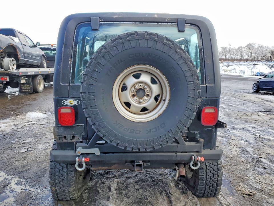 60561376 :رقم المزاد ، 2BCHV81J6HB519642 vin ، 1987 Jeep Wrangler مزاد بيع