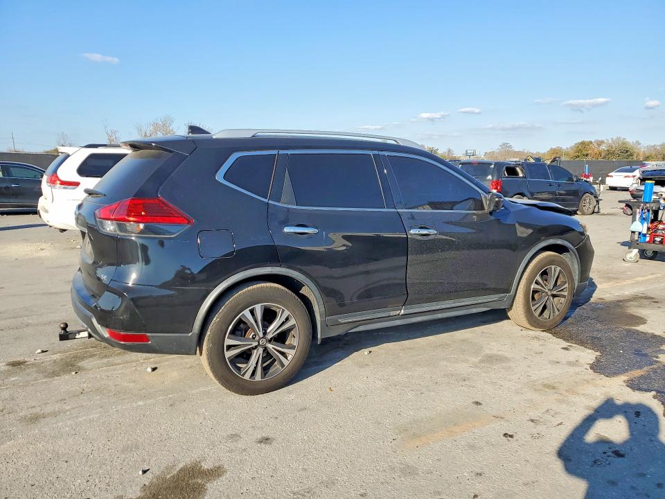 Продажа на аукционе авто 2017 Nissan Rogue, vin: JN8AT2MT3HW398958, номер лота: 77393255