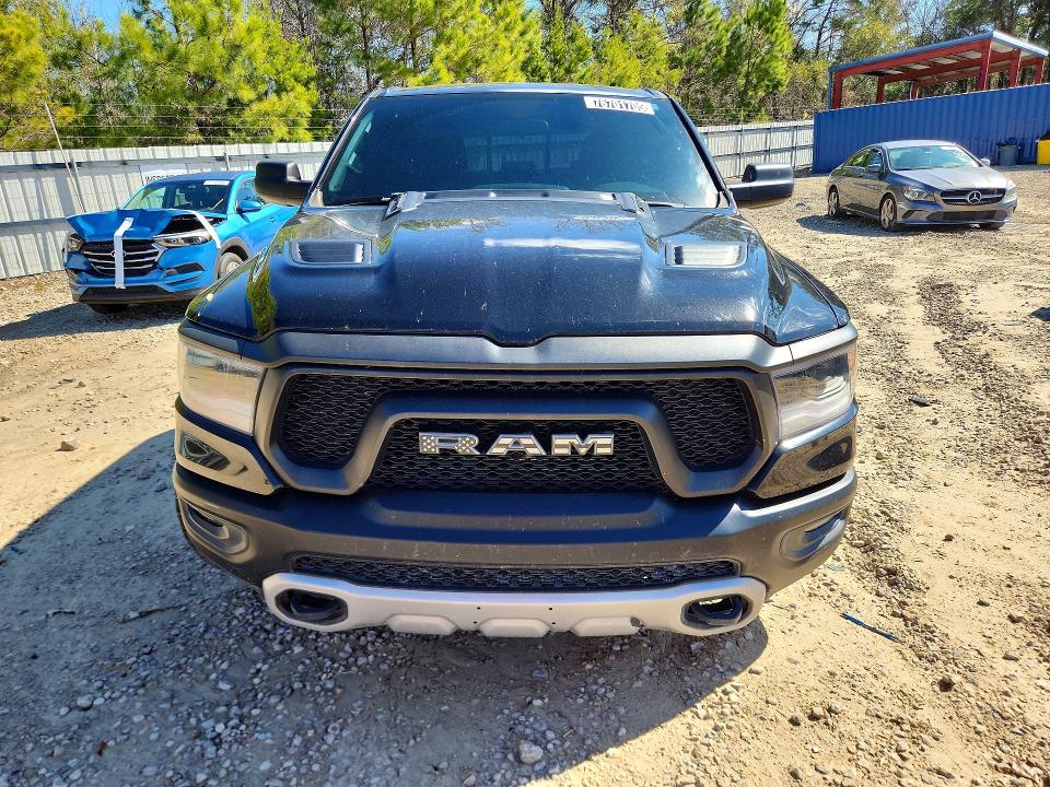 76701705 :رقم المزاد ، 1C6SRFLT5KN573951 vin ، 2019 Ram 1500 مزاد بيع