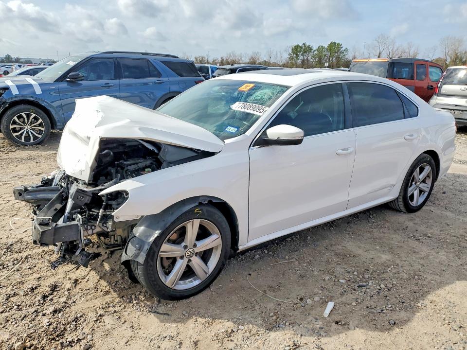 Продажа на аукционе авто 2013 Volkswagen Passat, vin: 1VWBH7A30DC055617, номер лота: 78089095
