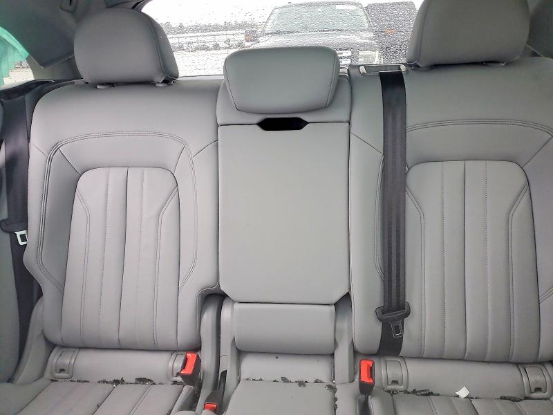 77969805 :رقم المزاد ، WA1EAAFY5N2032728 vin ، 2022 Audi Q5 مزاد بيع
