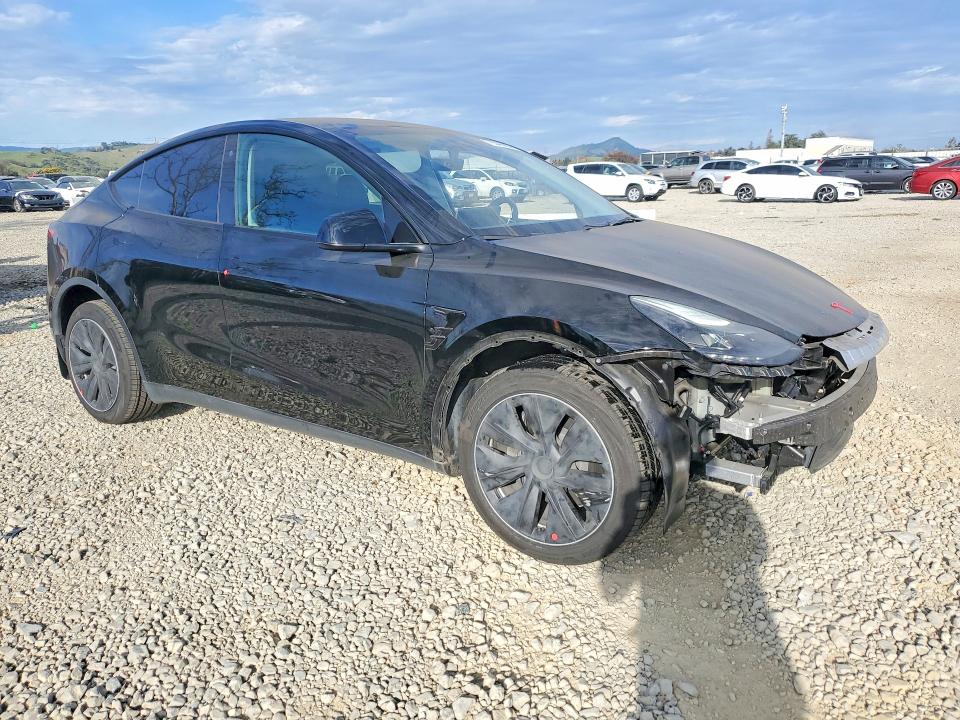 76546865 :رقم المزاد ، 7SAYGDEE5PF699182 vin ، 2023 Tesla Model Y مزاد بيع
