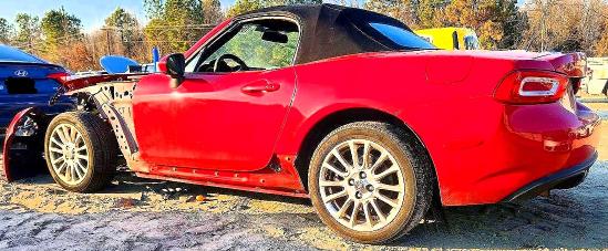 76614895 :رقم المزاد ، JC1NFAEK9H0122868 vin ، 2017 Fiat 124 Spider مزاد بيع