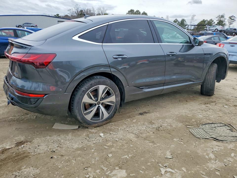 Aukcja sprzedaży 2024 Audi Q8 E-tron, vin: WA1CABGE3RB055738, numer aukcji: 77805565