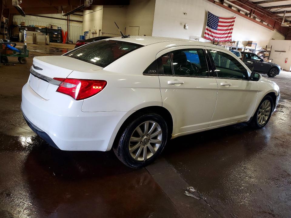 Продаж на аукціоні авто 2012 Chrysler 200, vin: 1C3CCBBB4CN125402, номер лоту: 77656045