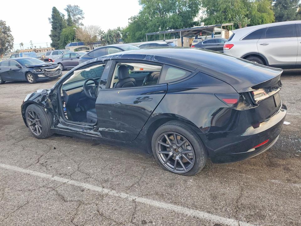 77514215 :رقم المزاد ، 5YJ3E1EAXMF871291 vin ، 2021 Tesla Model 3 مزاد بيع