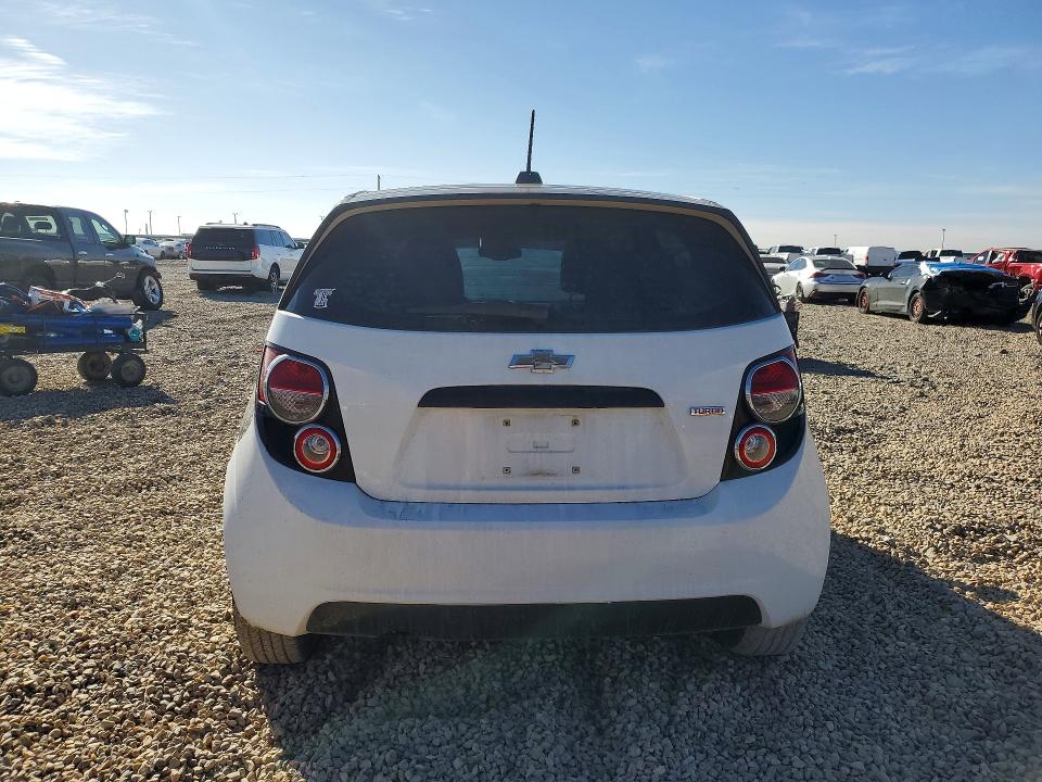 Продаж на аукціоні авто 2015 Chevrolet Sonic, vin: 1G1JC6SB1F4215913, номер лоту: 75450705