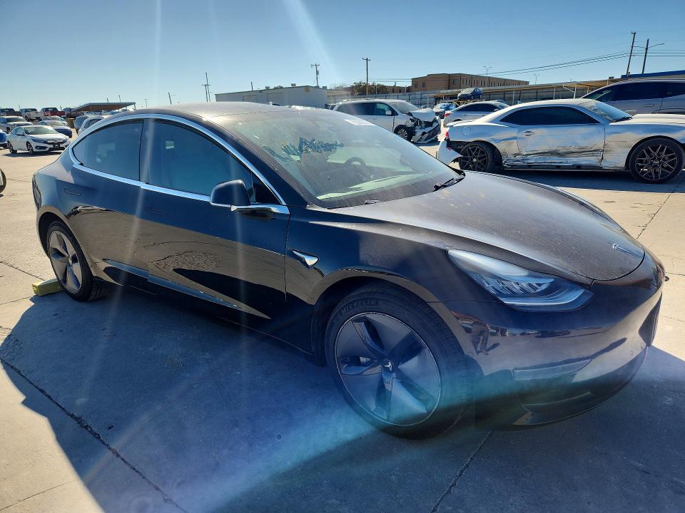 Продажа на аукционе авто 2019 Tesla Model 3, vin: 5YJ3E1EA0KF429360, номер лота: 76020975