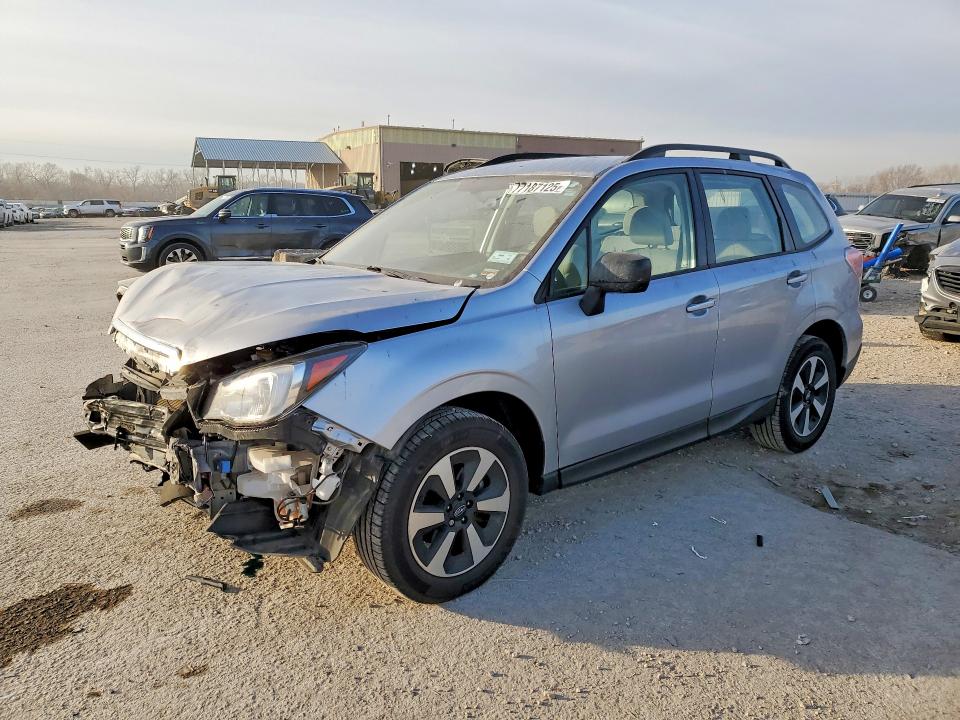 2018 Subaru Forester მანქანა იყიდება აუქციონზე, vin: JF2SJABCXJH585127, აუქციონის ნომერი: 77187125