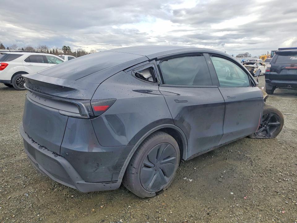 2026 Tesla Model Y მანქანა იყიდება აუქციონზე, vin: 7SAYGDED0TF459121, აუქციონის ნომერი: 76468675