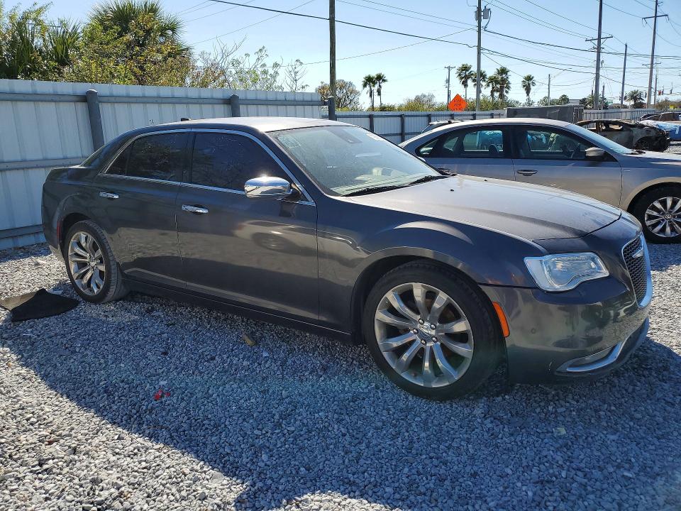 Продажа на аукционе авто 2018 Chrysler 300, vin: 2C3CCAEG9JH261855, номер лота: 79056505