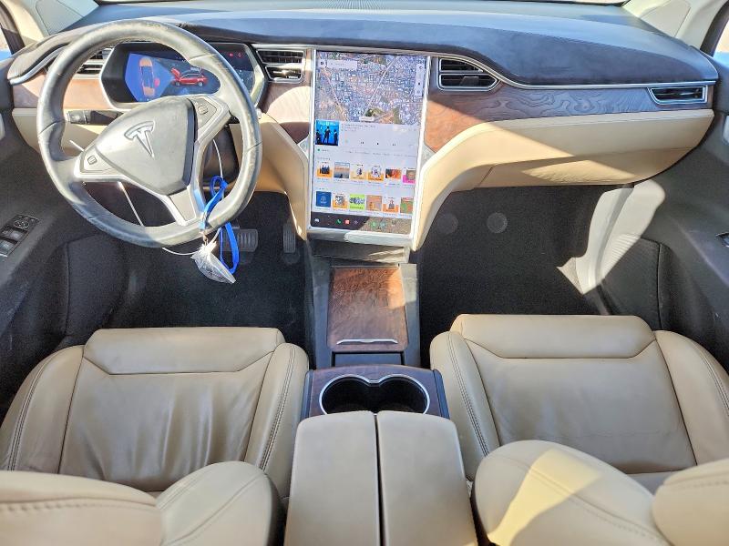 2017 Tesla Model X მანქანა იყიდება აუქციონზე, vin: 5YJXCDE25HF045195, აუქციონის ნომერი: 78362245