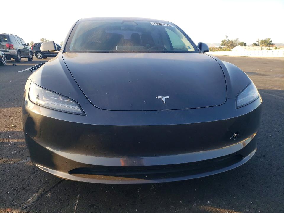 74906855 :رقم المزاد ، 5YJ3E1EA0RF745366 vin ، 2024 Tesla Model 3 مزاد بيع