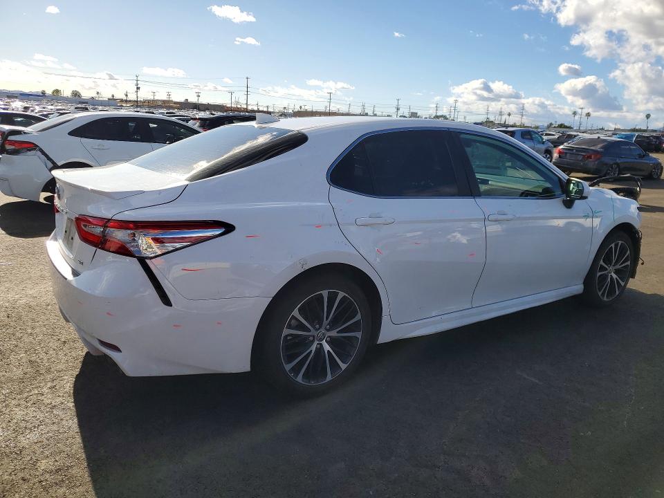2020 Toyota Camry მანქანა იყიდება აუქციონზე, vin: 4T1G11AK2LU950225, აუქციონის ნომერი: 77771255