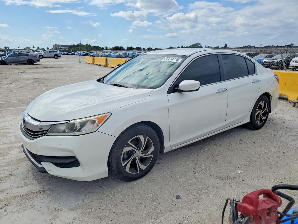 2017 Honda Accord მანქანა იყიდება აუქციონზე, vin: 1HGCR2F36HA282054, აუქციონის ნომერი: 77474715